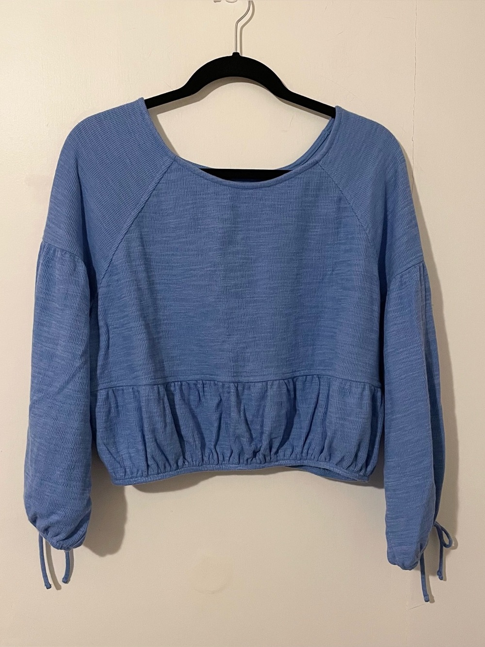 Aerie Endless Summer Blue Cropped Long Sleeve Shirt Top Size Medium NWT New